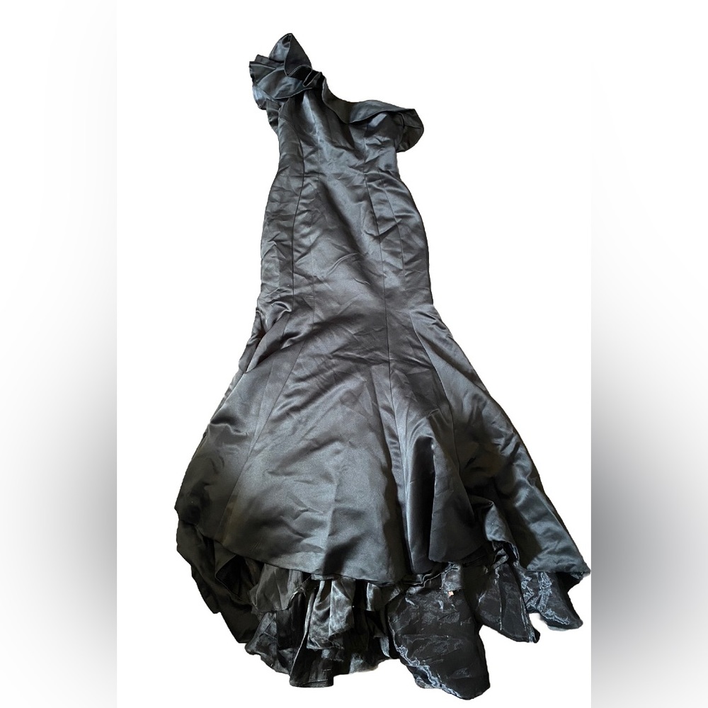 Rachel Allen Black Gown Mermaid Style Size 2